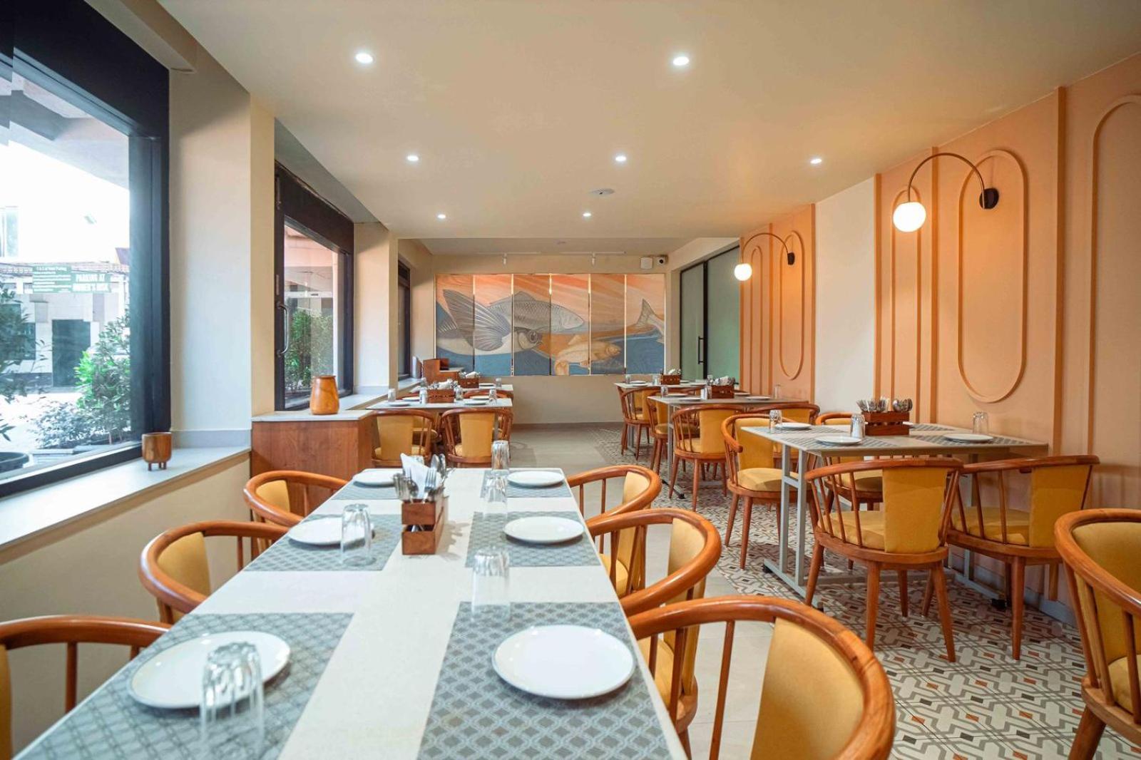Hotel Vrishali Executive Kolhapur Ngoại thất bức ảnh